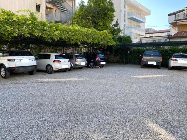 Residenza Canova Lignano Sabbiadoro Exterior foto