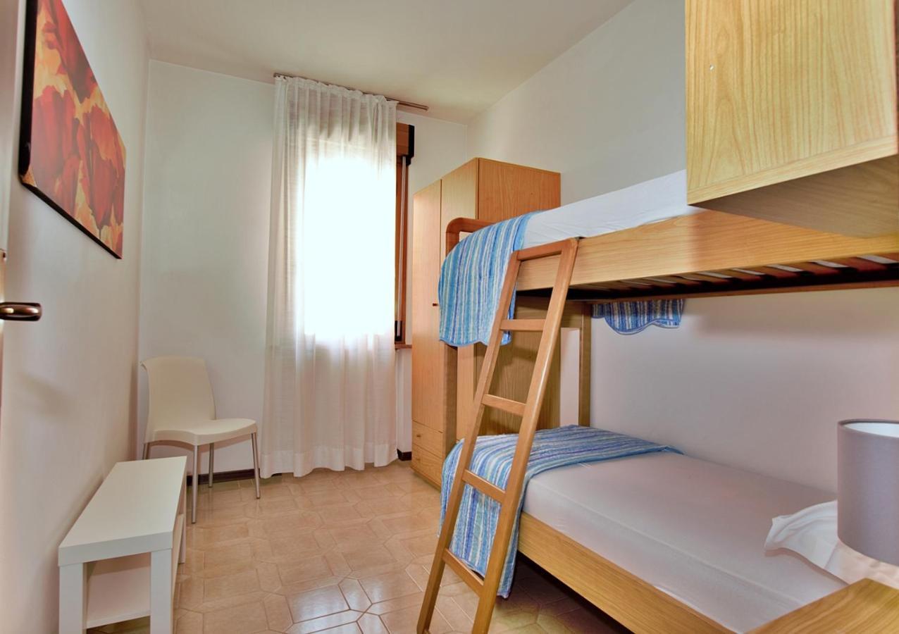 Residenza Canova Lignano Sabbiadoro Exterior foto