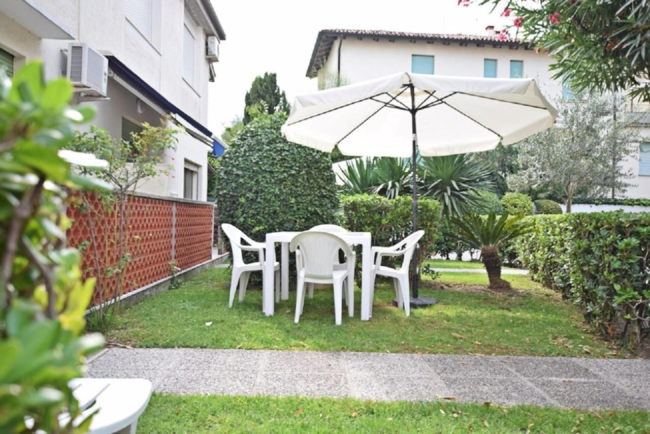Residenza Canova Lignano Sabbiadoro Exterior foto