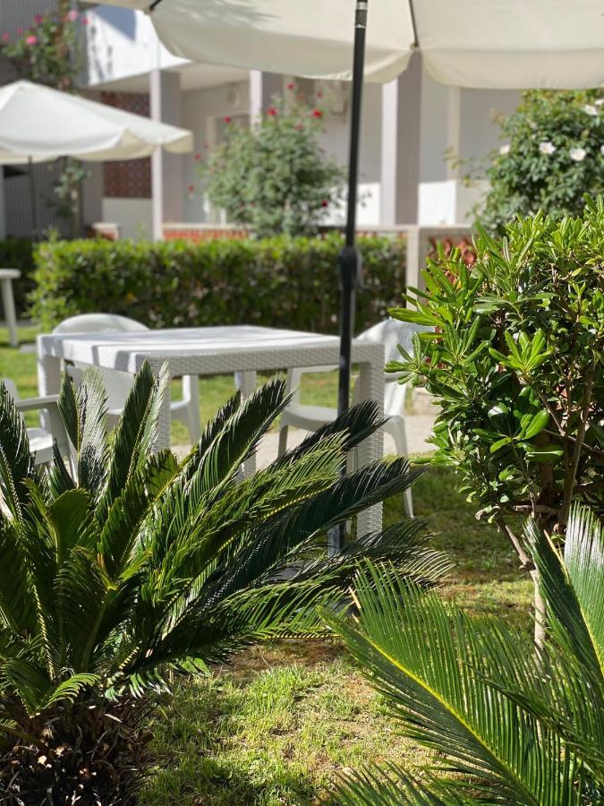 Residenza Canova Lignano Sabbiadoro Exterior foto